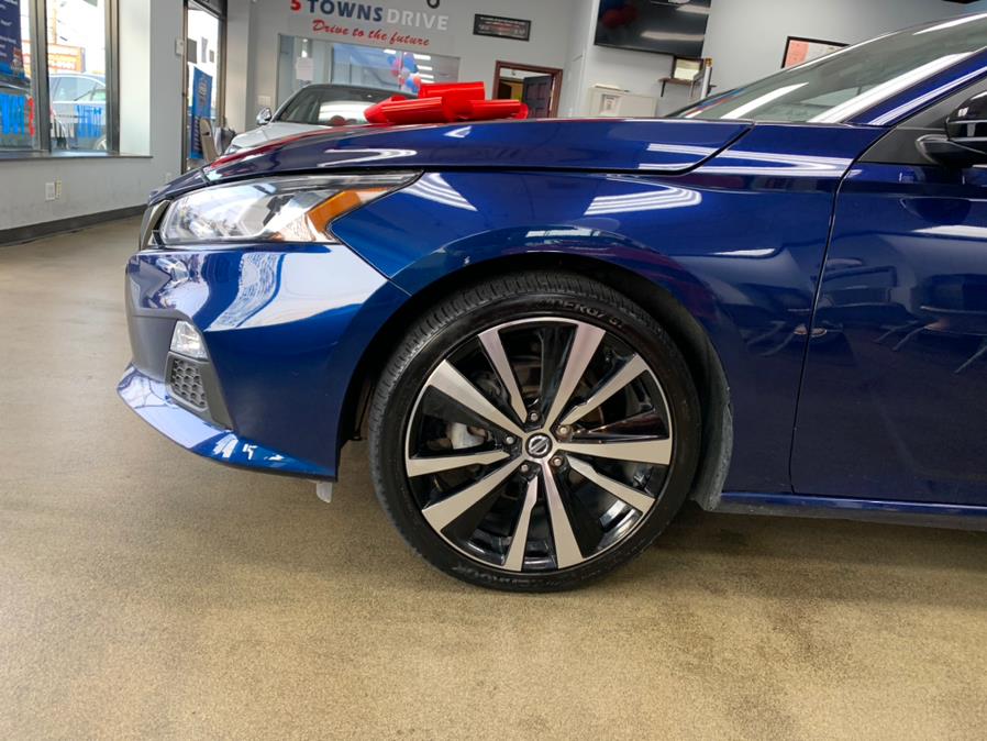 2019 Nissan Altima SR 2.5 SR Sedan, available for sale in Inwood, New York | 5 Towns Drive. Inwood, New York 2019 Nissan Altima SR 2.5 SR Sedan, available for sale in Inwood, New York | 5 Towns Drive. Inwood, New York