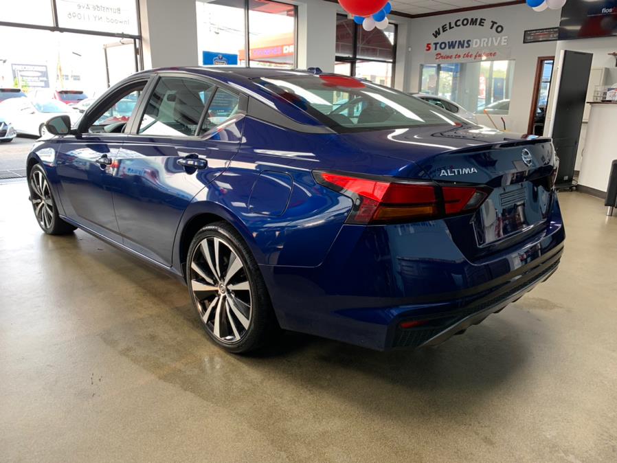 2019 Nissan Altima SR 2.5 SR Sedan, available for sale in Inwood, New York | 5 Towns Drive. Inwood, New York 2019 Nissan Altima SR 2.5 SR Sedan, available for sale in Inwood, New York | 5 Towns Drive. Inwood, New York