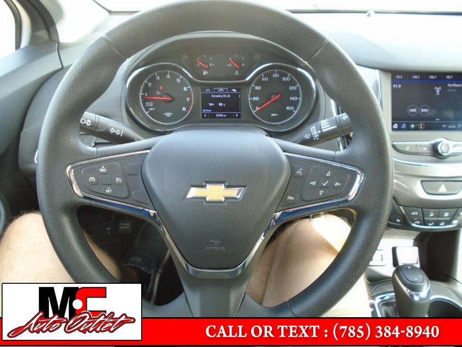 2019 Chevrolet Cruze 4dr Sdn LT, available for sale in Colby, Kansas | M C Auto Outlet Inc. Colby, Kansas 2019 Chevrolet Cruze 4dr Sdn LT, available for sale in Colby, Kansas | M C Auto Outlet Inc. Colby, Kansas