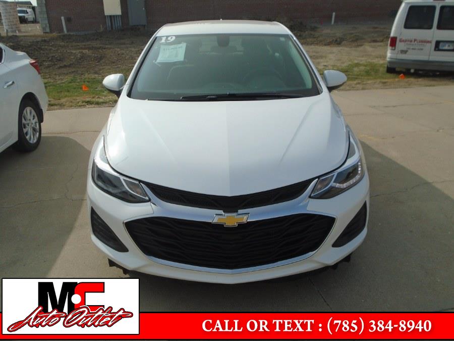 2019 Chevrolet Cruze 4dr Sdn LT, available for sale in Colby, Kansas | M C Auto Outlet Inc. Colby, Kansas 2019 Chevrolet Cruze 4dr Sdn LT, available for sale in Colby, Kansas | M C Auto Outlet Inc. Colby, Kansas
