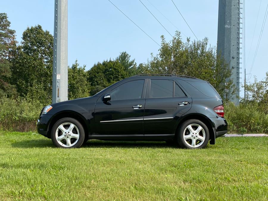 2008 Mercedes-Benz M-Class 4MATIC 4dr 3.5L, available for sale in Wallingford, Connecticut | Vertucci Automotive Inc. Wallingford, Connecticut 2008 Mercedes-Benz M-Class 4MATIC 4dr 3.5L, available for sale in Wallingford, Connecticut | Vertucci Automotive Inc. Wallingford, Connecticut
