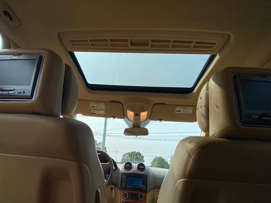 2008 Mercedes-Benz M-Class 4MATIC 4dr 3.5L, available for sale in Wallingford, Connecticut | Vertucci Automotive Inc. Wallingford, Connecticut 2008 Mercedes-Benz M-Class 4MATIC 4dr 3.5L, available for sale in Wallingford, Connecticut | Vertucci Automotive Inc. Wallingford, Connecticut