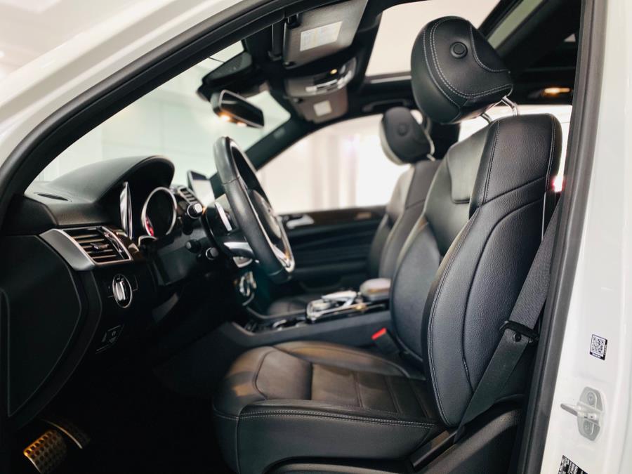 Used Mercedes-Benz GLE GLE350 4MATIC SUV 2017 | Luxury Motor Club. Franklin Square, New York Used Mercedes-Benz GLE GLE350 4MATIC SUV 2017 | Luxury Motor Club. Franklin Square, New York