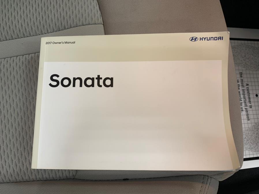 2017 Hyundai Sonata SE 2.4L, available for sale in Inwood, New York | 5 Towns Drive. Inwood, New York 2017 Hyundai Sonata SE 2.4L, available for sale in Inwood, New York | 5 Towns Drive. Inwood, New York