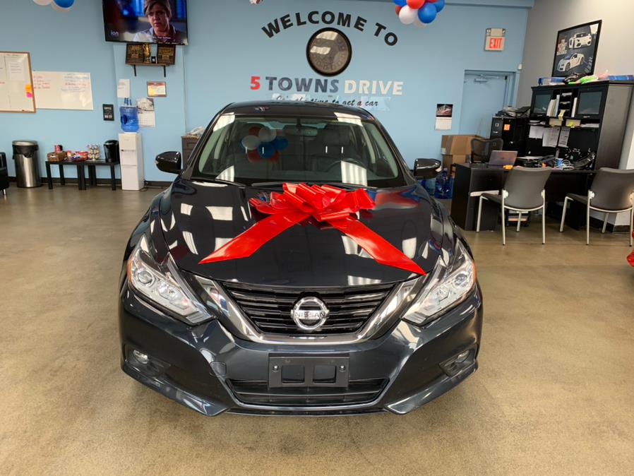 2018 Nissan Altima 2.5 SL Sedan, available for sale in Inwood, New York | 5 Towns Drive. Inwood, New York 2018 Nissan Altima 2.5 SL Sedan, available for sale in Inwood, New York | 5 Towns Drive. Inwood, New York