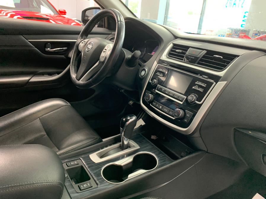 2018 Nissan Altima 2.5 SL Sedan, available for sale in Inwood, New York | 5 Towns Drive. Inwood, New York 2018 Nissan Altima 2.5 SL Sedan, available for sale in Inwood, New York | 5 Towns Drive. Inwood, New York