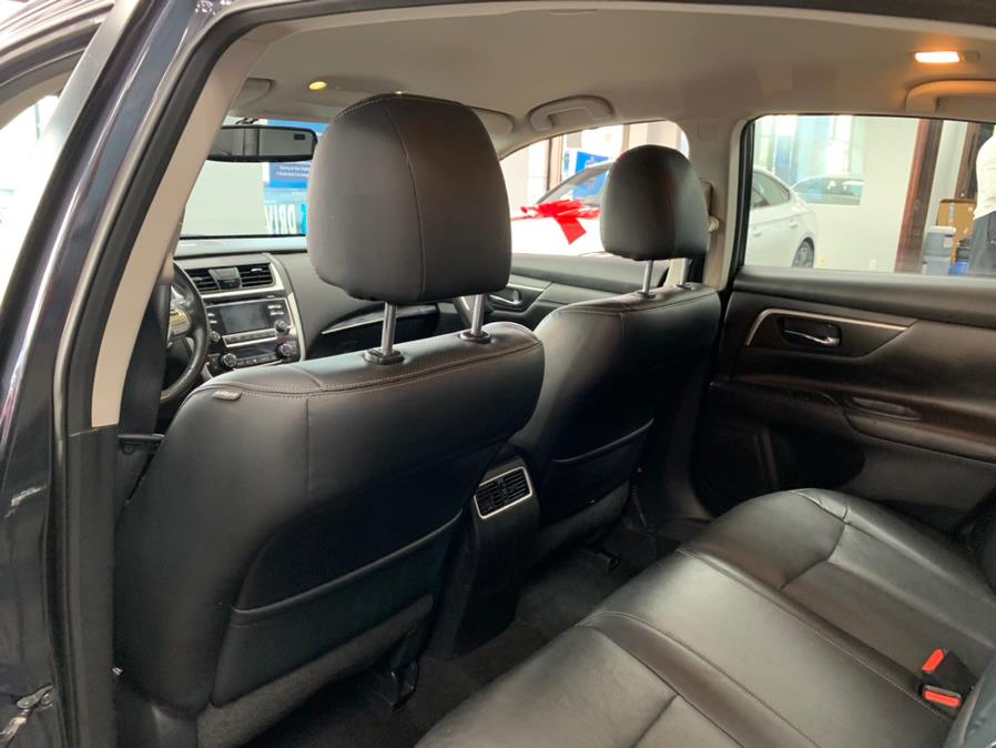 2018 Nissan Altima 2.5 SL Sedan, available for sale in Inwood, New York | 5 Towns Drive. Inwood, New York 2018 Nissan Altima 2.5 SL Sedan, available for sale in Inwood, New York | 5 Towns Drive. Inwood, New York
