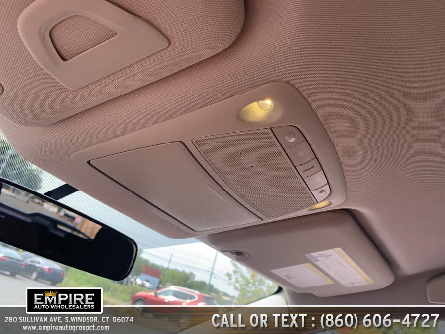 Used Nissan Rogue AWD SL 2017 | Empire Auto Wholesalers. S.Windsor, Connecticut Used Nissan Rogue AWD SL 2017 | Empire Auto Wholesalers. S.Windsor, Connecticut