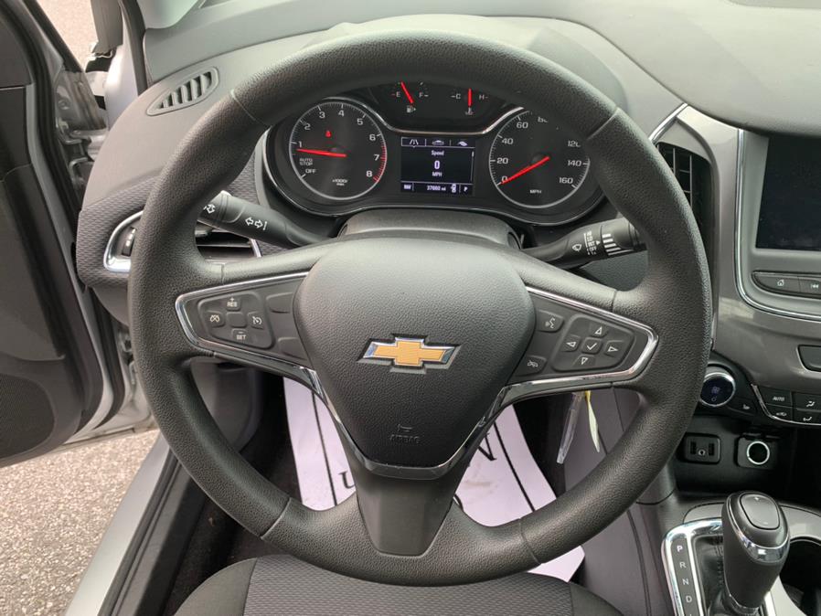 2019 Chevrolet Cruze 4dr Sdn LT, available for sale in Brooklyn, New York | Worlds Best Auto Inc. Brooklyn, New York 2019 Chevrolet Cruze 4dr Sdn LT, available for sale in Brooklyn, New York | Worlds Best Auto Inc. Brooklyn, New York