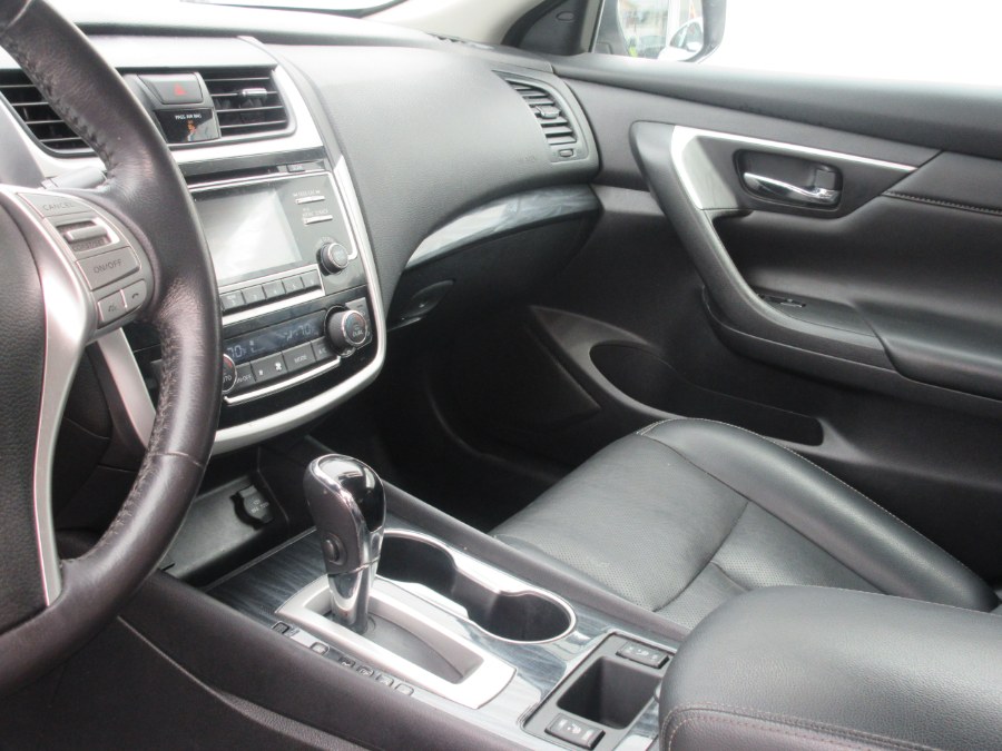 2018 Nissan Altima 2.5 SV Sedan, available for sale in Linden, New Jersey | Route 27 Auto Mall. Linden, New Jersey 2018 Nissan Altima 2.5 SV Sedan, available for sale in Linden, New Jersey | Route 27 Auto Mall. Linden, New Jersey