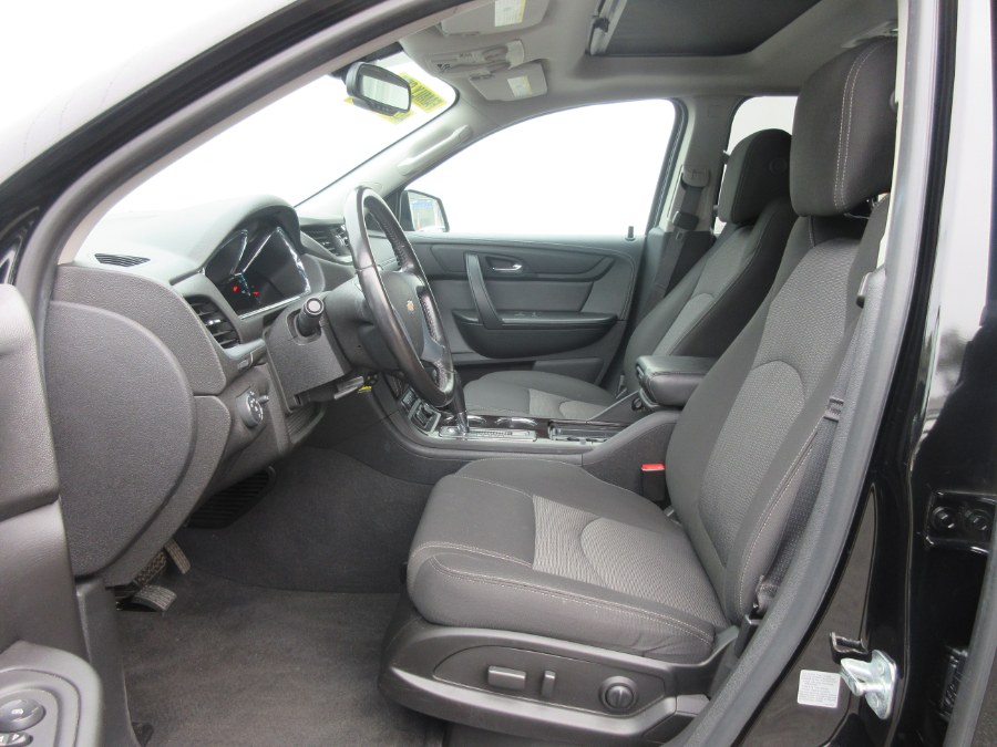 Used Chevrolet Traverse AWD 4dr LT w/2LT 2017 | Route 27 Auto Mall. Linden, New Jersey Used Chevrolet Traverse AWD 4dr LT w/2LT 2017 | Route 27 Auto Mall. Linden, New Jersey