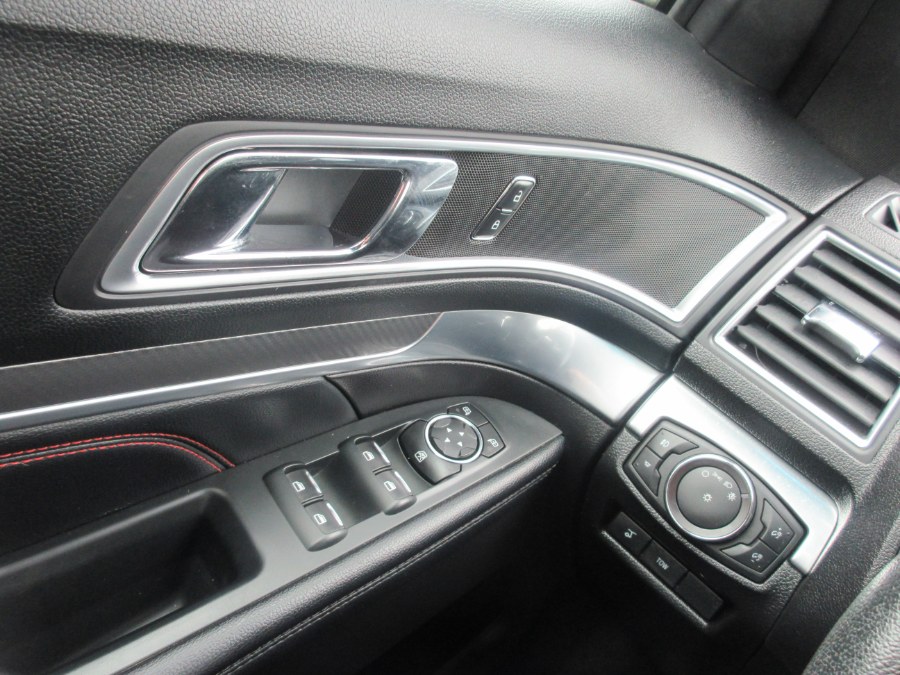 2017 Ford Explorer Sport 4WD, available for sale in Linden, New Jersey | Route 27 Auto Mall. Linden, New Jersey 2017 Ford Explorer Sport 4WD, available for sale in Linden, New Jersey | Route 27 Auto Mall. Linden, New Jersey