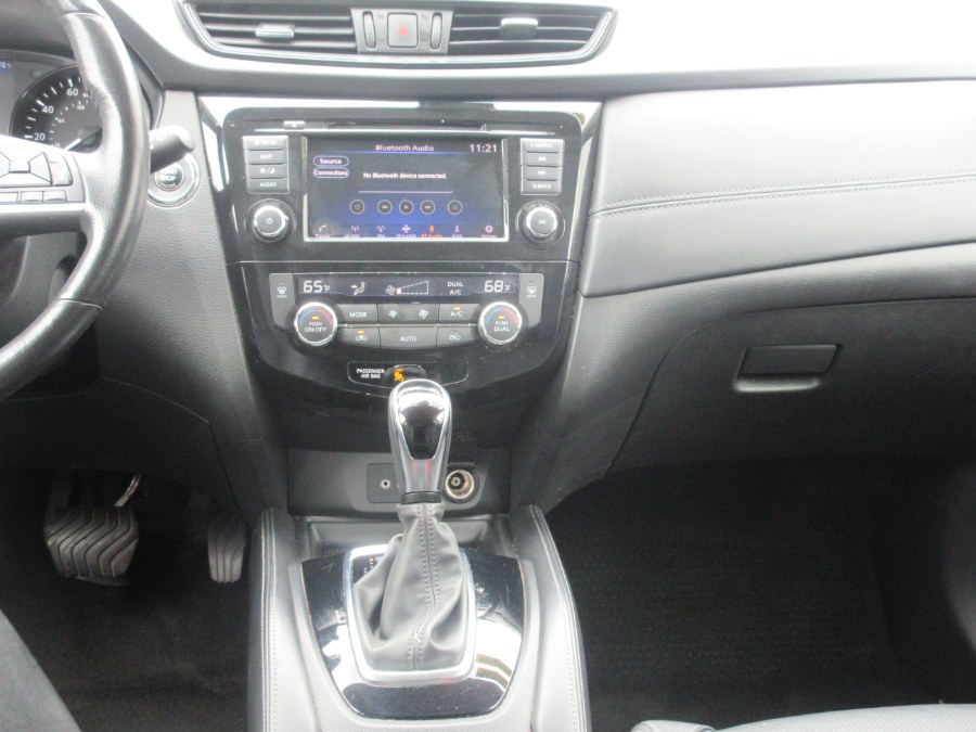 2018 Nissan Rogue FWD SL, available for sale in Linden, New Jersey | Route 27 Auto Mall. Linden, New Jersey 2018 Nissan Rogue FWD SL, available for sale in Linden, New Jersey | Route 27 Auto Mall. Linden, New Jersey