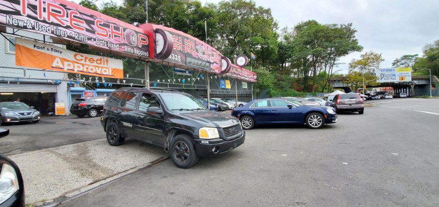 Used GMC Envoy 4dr 4WD SLT 2005 | Rubber Bros Auto World. Brooklyn, New York Used GMC Envoy 4dr 4WD SLT 2005 | Rubber Bros Auto World. Brooklyn, New York