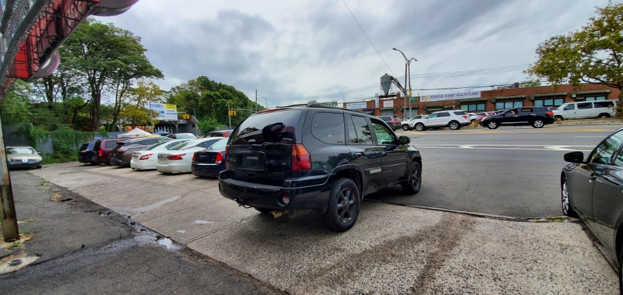 Used GMC Envoy 4dr 4WD SLT 2005 | Rubber Bros Auto World. Brooklyn, New York Used GMC Envoy 4dr 4WD SLT 2005 | Rubber Bros Auto World. Brooklyn, New York