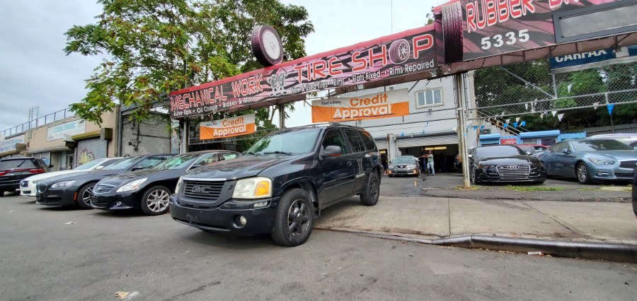 Used GMC Envoy 4dr 4WD SLT 2005 | Rubber Bros Auto World. Brooklyn, New York Used GMC Envoy 4dr 4WD SLT 2005 | Rubber Bros Auto World. Brooklyn, New York