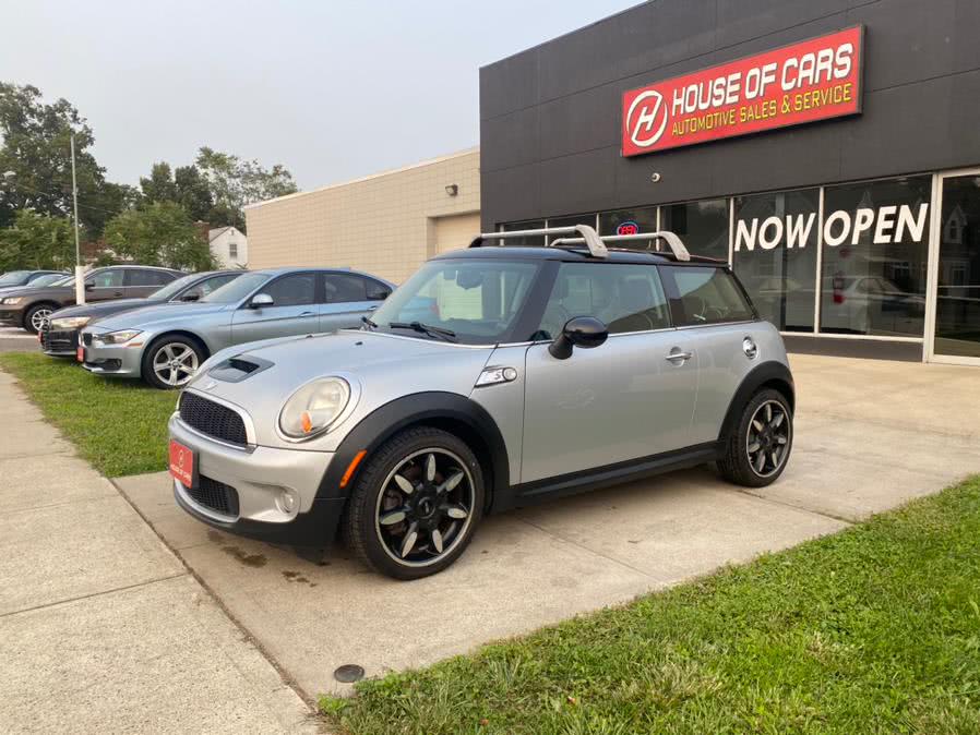 2007 MINI Cooper Hardtop 2dr Cpe S, available for sale in Meriden, Connecticut | House of Cars CT. Meriden, Connecticut