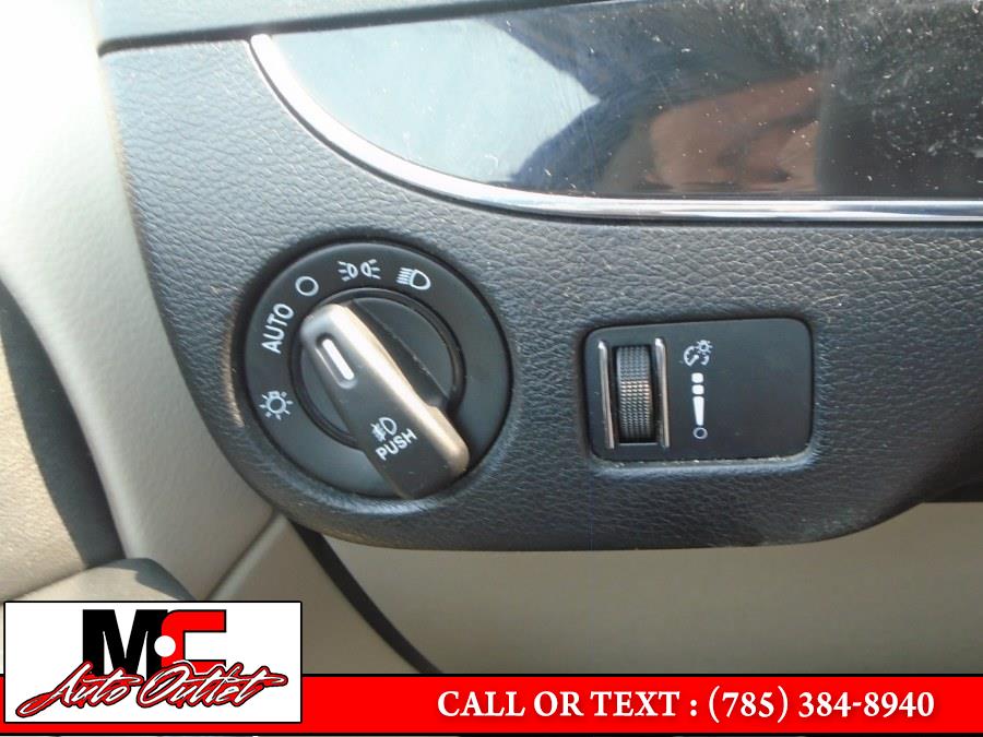 2017 Dodge Grand Caravan SXT Wagon, available for sale in Colby, Kansas | M C Auto Outlet Inc. Colby, Kansas 2017 Dodge Grand Caravan SXT Wagon, available for sale in Colby, Kansas | M C Auto Outlet Inc. Colby, Kansas
