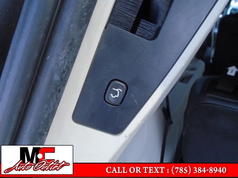 2017 Dodge Grand Caravan SXT Wagon, available for sale in Colby, Kansas | M C Auto Outlet Inc. Colby, Kansas 2017 Dodge Grand Caravan SXT Wagon, available for sale in Colby, Kansas | M C Auto Outlet Inc. Colby, Kansas