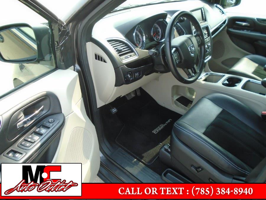 2017 Dodge Grand Caravan SXT Wagon, available for sale in Colby, Kansas | M C Auto Outlet Inc. Colby, Kansas 2017 Dodge Grand Caravan SXT Wagon, available for sale in Colby, Kansas | M C Auto Outlet Inc. Colby, Kansas