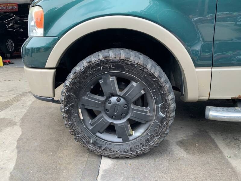2008 Ford F-150 4WD SuperCrew 139" Lariat, available for sale in Roslyn Heights, New York | Mekawy Auto Sales Inc. Roslyn Heights, New York 2008 Ford F-150 4WD SuperCrew 139" Lariat, available for sale in Roslyn Heights, New York | Mekawy Auto Sales Inc. Roslyn Heights, New York