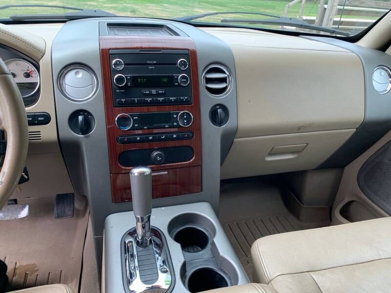 2008 Ford F-150 4WD SuperCrew 139" Lariat, available for sale in Roslyn Heights, New York | Mekawy Auto Sales Inc. Roslyn Heights, New York 2008 Ford F-150 4WD SuperCrew 139" Lariat, available for sale in Roslyn Heights, New York | Mekawy Auto Sales Inc. Roslyn Heights, New York