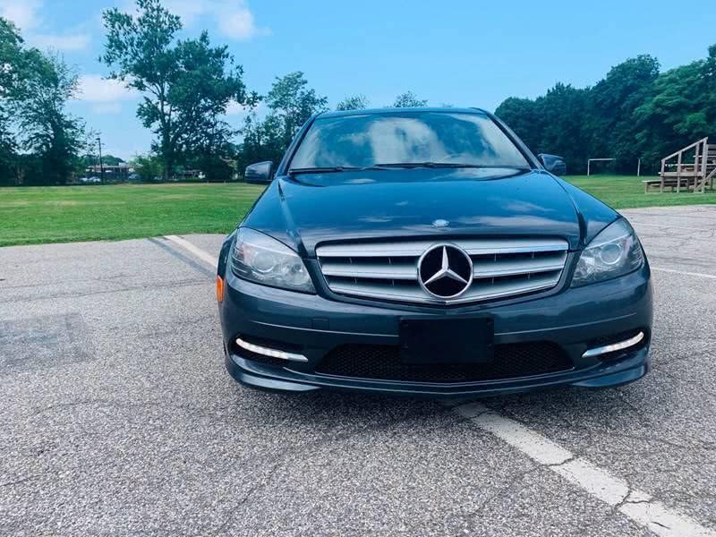 Used 2011 Mercedes-benz C-class in Roslyn Heights, New York | Mekawy Auto Sales Inc. Roslyn Heights, New York