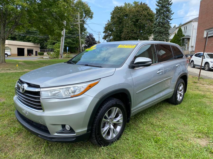 2016 Toyota Highlander AWD 4dr V6 LE (Natl), available for sale in Danbury, Connecticut | Safe Used Auto Sales LLC. Danbury, Connecticut