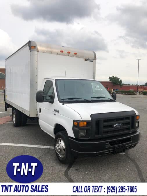 2011 Ford Econoline Commercial Cutaway E-350 Super Duty 158" DRW, available for sale in Bronx, New York | TNT Auto Sales USA inc. Bronx, New York