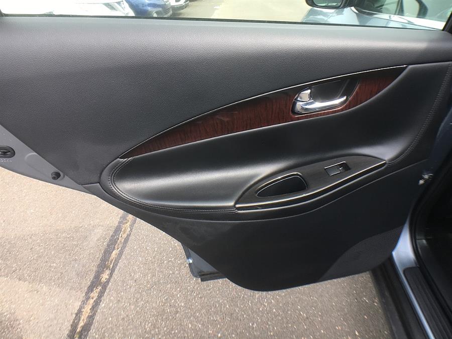 Used INFINITI QX50 AWD 2017 | Smart Buy Auto Sales, LLC. Wallingford, Connecticut Used INFINITI QX50 AWD 2017 | Smart Buy Auto Sales, LLC. Wallingford, Connecticut