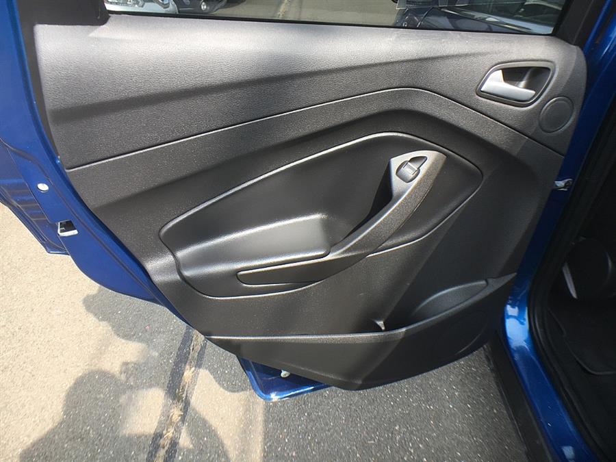 Used Ford Escape Titanium 4WD 2017 | Smart Buy Auto Sales, LLC. Wallingford, Connecticut Used Ford Escape Titanium 4WD 2017 | Smart Buy Auto Sales, LLC. Wallingford, Connecticut
