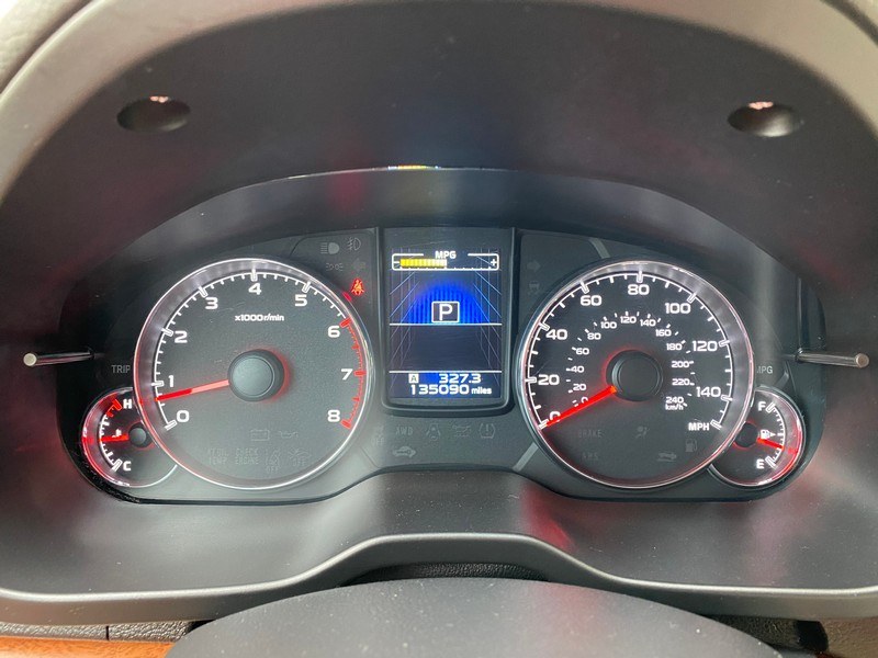 Used Subaru Outback 4dr Wgn H4 Auto 2.5i Limited 2013 | Union Street Auto Sales. West Springfield, Massachusetts Used Subaru Outback 4dr Wgn H4 Auto 2.5i Limited 2013 | Union Street Auto Sales. West Springfield, Massachusetts
