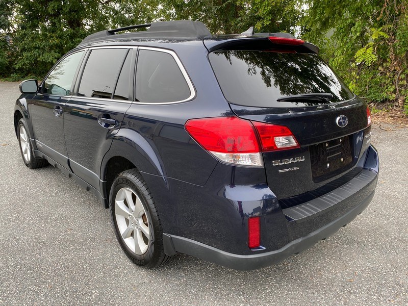 Used Subaru Outback 4dr Wgn H4 Auto 2.5i Limited 2013 | Union Street Auto Sales. West Springfield, Massachusetts Used Subaru Outback 4dr Wgn H4 Auto 2.5i Limited 2013 | Union Street Auto Sales. West Springfield, Massachusetts