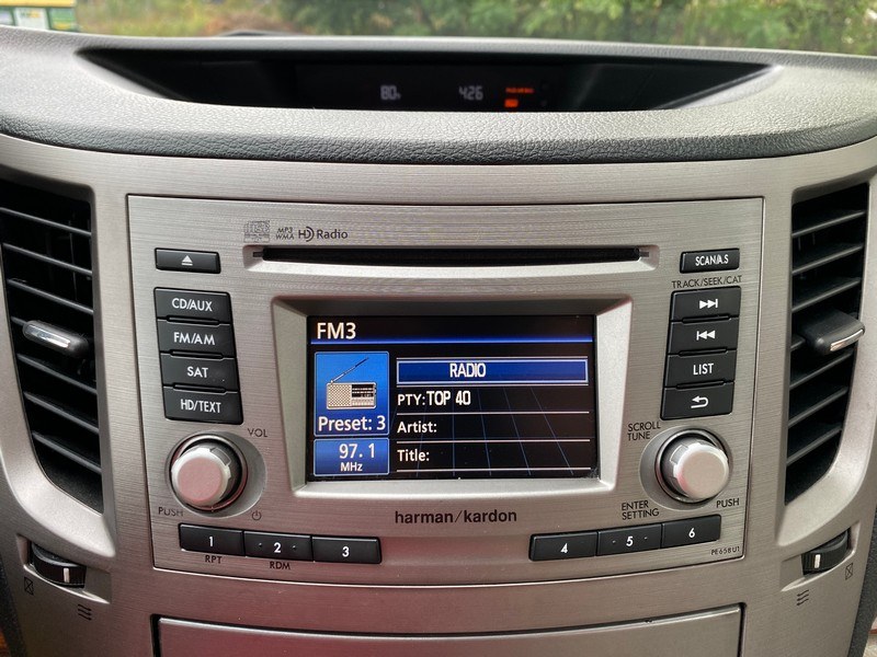 Used Subaru Outback 4dr Wgn H4 Auto 2.5i Limited 2013 | Union Street Auto Sales. West Springfield, Massachusetts Used Subaru Outback 4dr Wgn H4 Auto 2.5i Limited 2013 | Union Street Auto Sales. West Springfield, Massachusetts