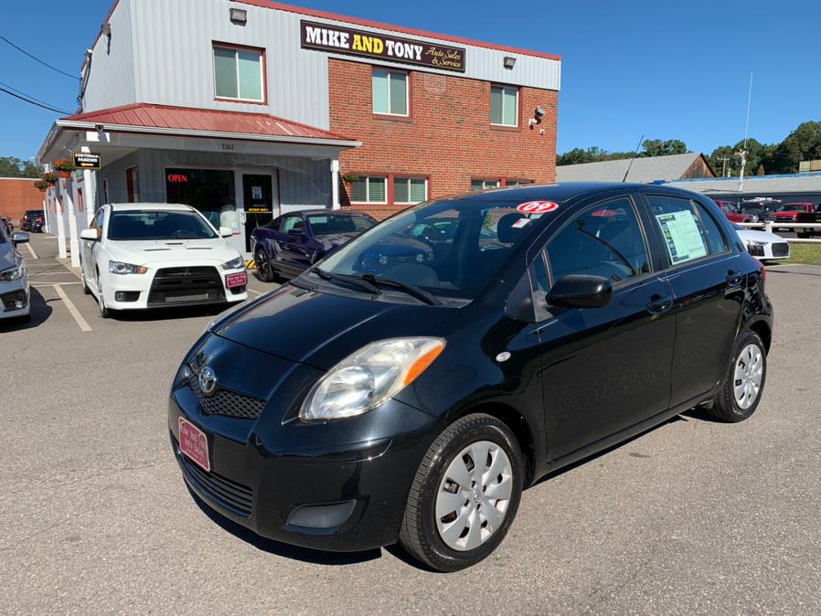 2009 Toyota Yaris 5dr HB Auto (Natl), available for sale in South Windsor, Connecticut | Mike And Tony Auto Sales, Inc. South Windsor, Connecticut