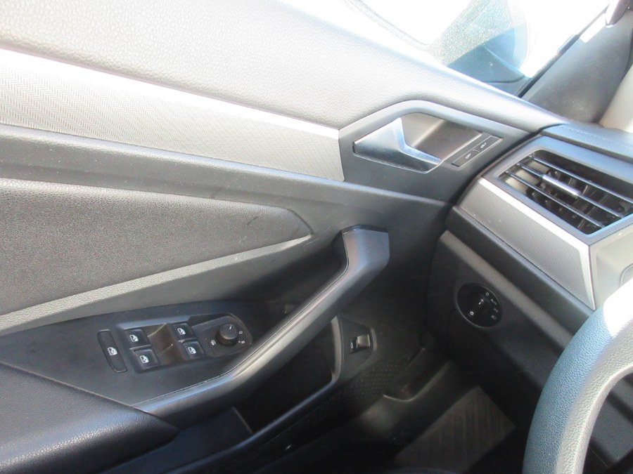 Used Volkswagen Jetta SE Auto w/SULEV 2019 | Route 27 Auto Mall. Linden, New Jersey Used Volkswagen Jetta SE Auto w/SULEV 2019 | Route 27 Auto Mall. Linden, New Jersey