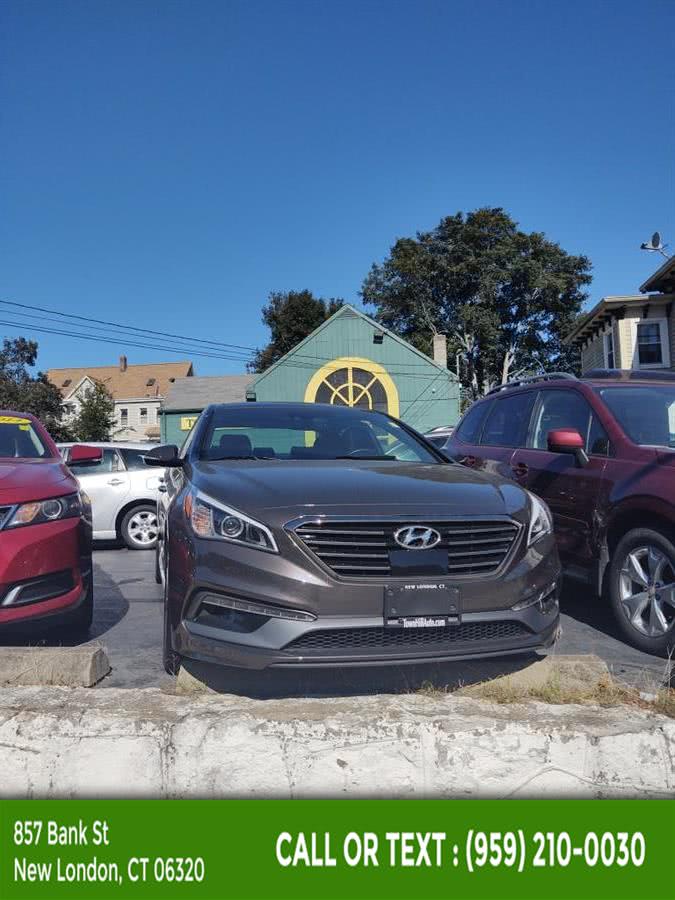 2015 Hyundai Sonata 4dr Sdn 2.0T Limited w/Gray Accents, available for sale in New London, Connecticut | McAvoy Inc dba Town Hill Auto. New London, Connecticut