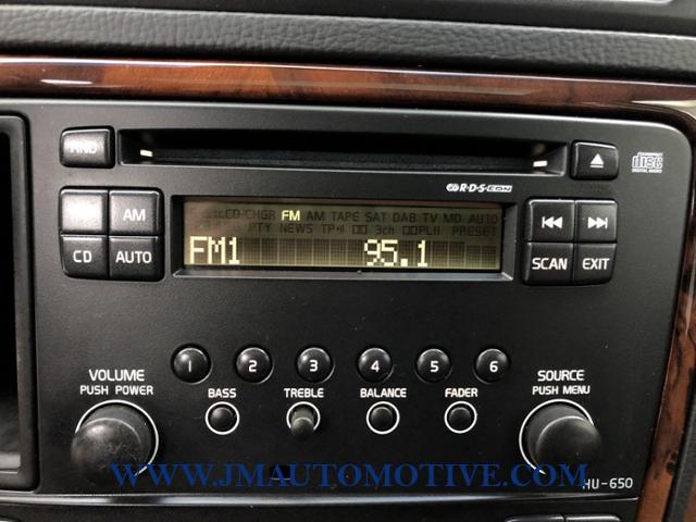 2005 Volvo Xc70 2.5L Turbo AWD w/Sunroof, available for sale in Naugatuck, Connecticut | J&M Automotive Sls&Svc LLC. Naugatuck, Connecticut 2005 Volvo Xc70 2.5L Turbo AWD w/Sunroof, available for sale in Naugatuck, Connecticut | J&M Automotive Sls&Svc LLC. Naugatuck, Connecticut