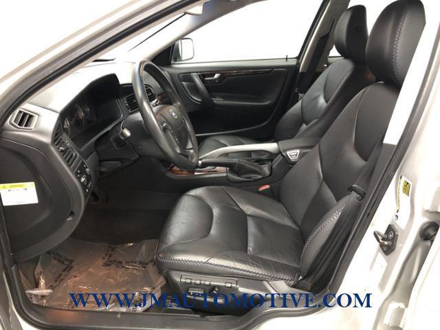 2005 Volvo Xc70 2.5L Turbo AWD w/Sunroof, available for sale in Naugatuck, Connecticut | J&M Automotive Sls&Svc LLC. Naugatuck, Connecticut 2005 Volvo Xc70 2.5L Turbo AWD w/Sunroof, available for sale in Naugatuck, Connecticut | J&M Automotive Sls&Svc LLC. Naugatuck, Connecticut