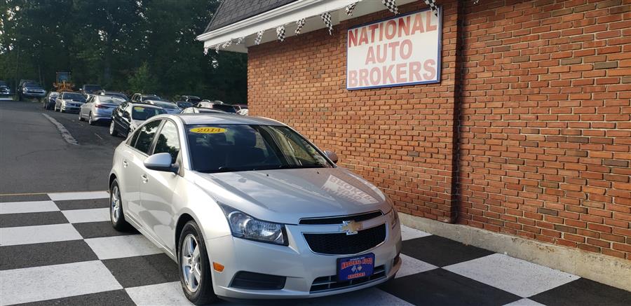 2014 Chevrolet Cruze 4dr Sdn Auto LT, available for sale in Waterbury, Connecticut | National Auto Brokers, Inc.. Waterbury, Connecticut