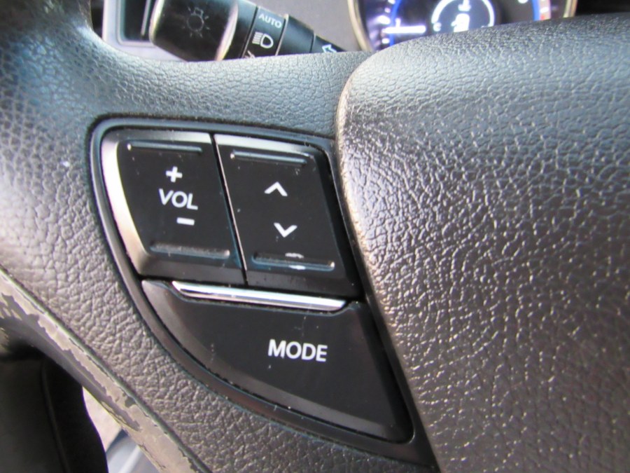 2011 Hyundai Sonata 4dr Sdn 2.4L Auto SE, available for sale in Middle Village, New York | Road Masters II INC. Middle Village, New York 2011 Hyundai Sonata 4dr Sdn 2.4L Auto SE, available for sale in Middle Village, New York | Road Masters II INC. Middle Village, New York