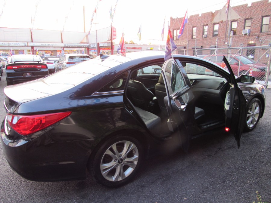 2011 Hyundai Sonata 4dr Sdn 2.4L Auto SE, available for sale in Middle Village, New York | Road Masters II INC. Middle Village, New York 2011 Hyundai Sonata 4dr Sdn 2.4L Auto SE, available for sale in Middle Village, New York | Road Masters II INC. Middle Village, New York