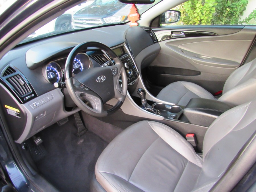 2011 Hyundai Sonata 4dr Sdn 2.4L Auto SE, available for sale in Middle Village, New York | Road Masters II INC. Middle Village, New York 2011 Hyundai Sonata 4dr Sdn 2.4L Auto SE, available for sale in Middle Village, New York | Road Masters II INC. Middle Village, New York