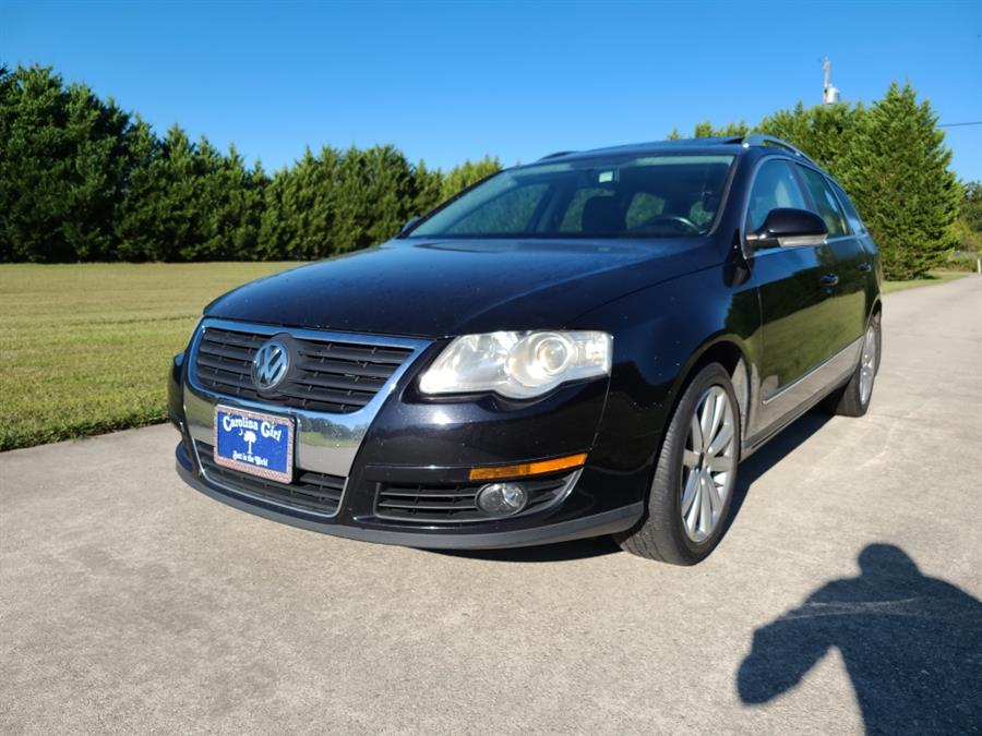2010 Volkswagen Passat Wagon 4dr Auto Komfort FWD PZEV, available for sale in York, South Carolina | J Z & A Auto Sales LLC. York, South Carolina