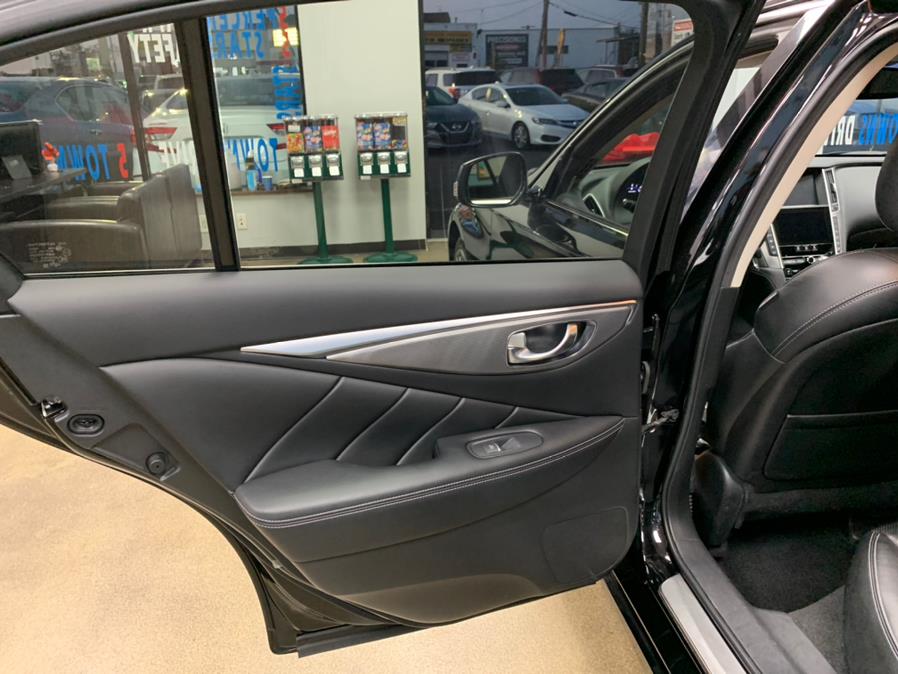 Used INFINITI Q50 SPORT 2.0t Premium AWD 2017 | 5 Towns Drive. Inwood, New York Used INFINITI Q50 SPORT 2.0t Premium AWD 2017 | 5 Towns Drive. Inwood, New York