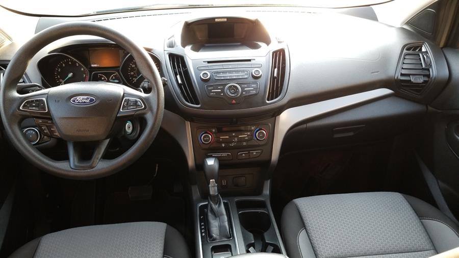 Used Ford Escape SE 4WD 2017 | New York Motors Group Solutions LLC. Bronx, New York Used Ford Escape SE 4WD 2017 | New York Motors Group Solutions LLC. Bronx, New York