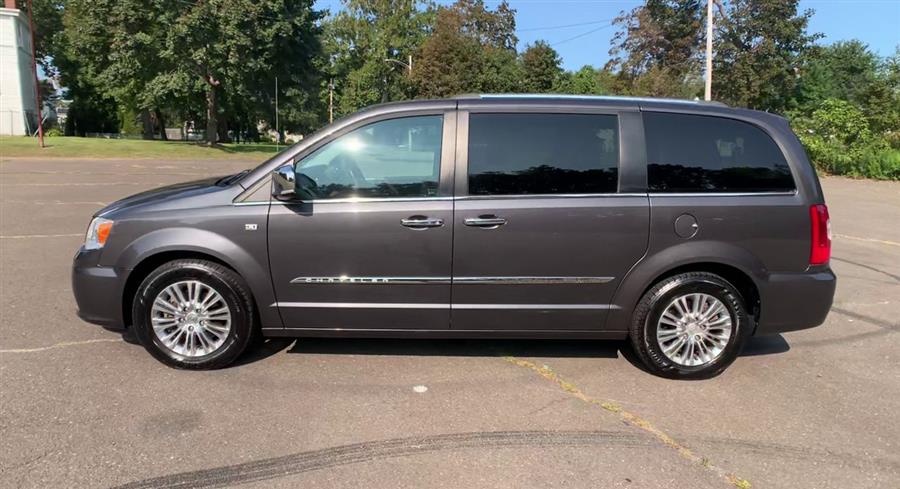 2014 Chrysler Town & Country 4dr Wgn Touring-L, available for sale in Stratford, Connecticut | Wiz Leasing Inc. Stratford, Connecticut 2014 Chrysler Town & Country 4dr Wgn Touring-L, available for sale in Stratford, Connecticut | Wiz Leasing Inc. Stratford, Connecticut