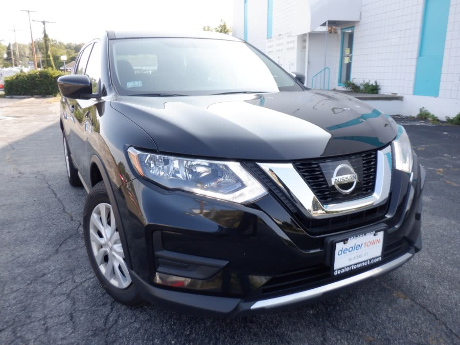 2017 Nissan Rogue 2017.5 AWD SV, available for sale in Milford, Connecticut | Dealertown Auto Wholesalers. Milford, Connecticut