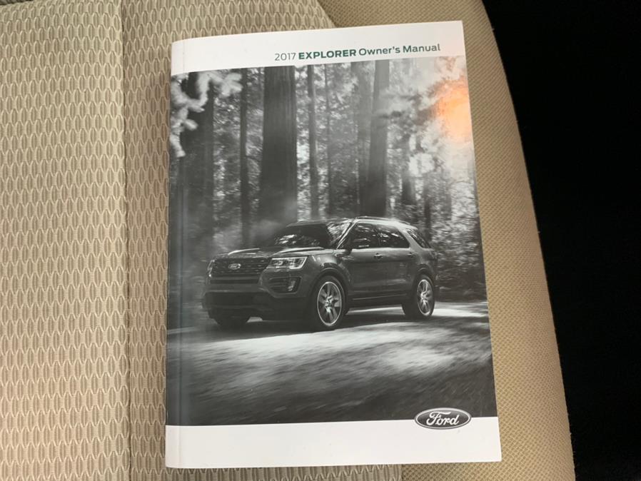 2017 Ford Explorer XLT 4WD, available for sale in Inwood, New York | 5 Towns Drive. Inwood, New York 2017 Ford Explorer XLT 4WD, available for sale in Inwood, New York | 5 Towns Drive. Inwood, New York
