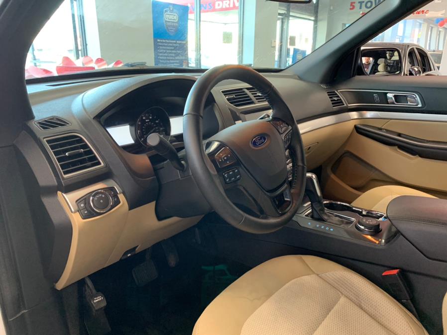 2017 Ford Explorer XLT 4WD, available for sale in Inwood, New York | 5 Towns Drive. Inwood, New York 2017 Ford Explorer XLT 4WD, available for sale in Inwood, New York | 5 Towns Drive. Inwood, New York
